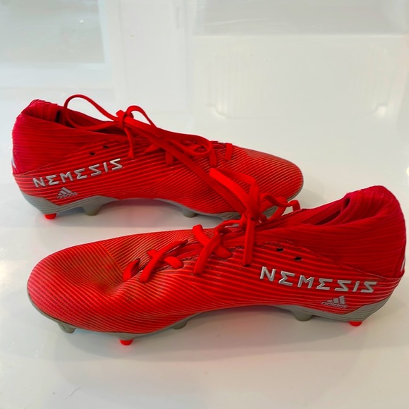 Adidas Nemeziz cleats size 7